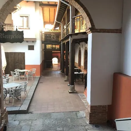 ホテル Hospedium Rural Abadia De Yuste