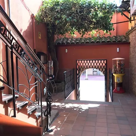 Hospedium Rural Abadia De Yuste ホテル