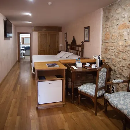 Hospedium Rural Abadia De Yuste Hotel Cuacos De Yuste
