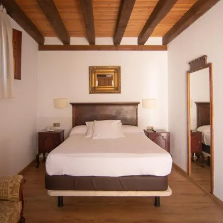 Hospedium Rural Abadia De Yuste Hotel Cuacos De Yuste