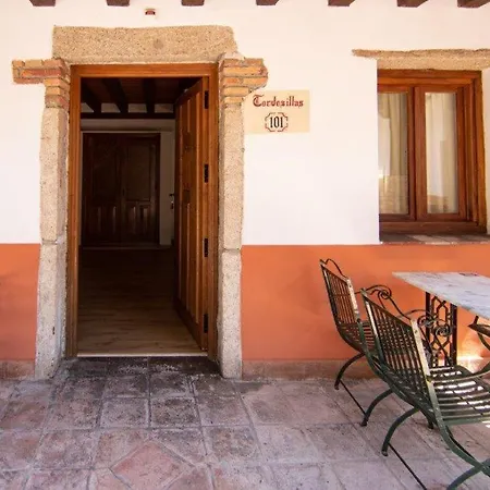 Отель Hospedium Rural Abadia De Yuste