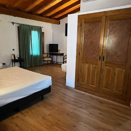 Hospedium Rural Abadia De Yuste