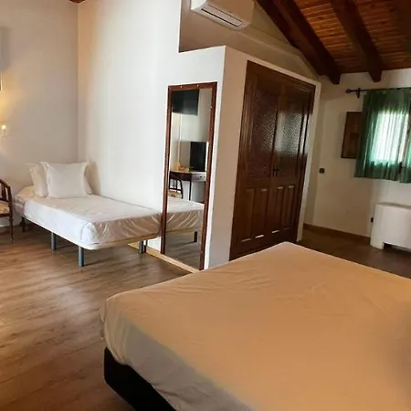 Hotel Hospedium Rural Abadia De Yuste 5*