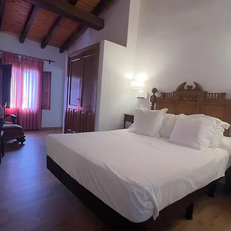 Hospedium Rural Abadia De Yuste Куакос-де-Юсте