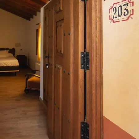 ホテル Hospedium Rural Abadia De Yuste
