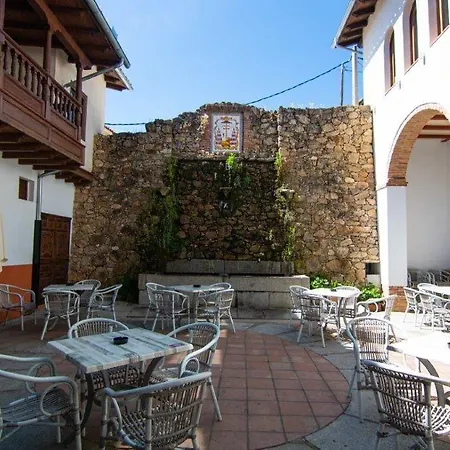 Hospedium Rural Abadia De Yuste 5* クアコス・デ・ユステ