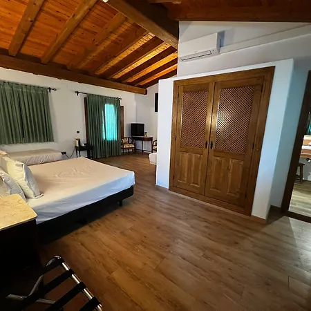 ホテル Hospedium Rural Abadia De Yuste クアコス・デ・ユステ