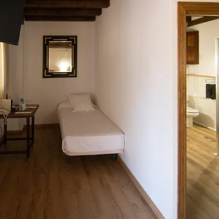 Hospedium Rural Abadia De Yuste 5*