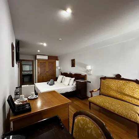 Hospedium Rural Abadia De Yuste Hotel 5*