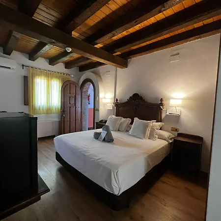 Otel Hospedium Rural Abadia De Yuste Cuacos De Yuste
