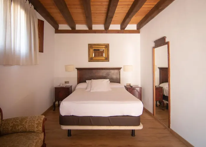 Hospedium Rural Abadia De Yuste Hotel Cuacos De Yuste