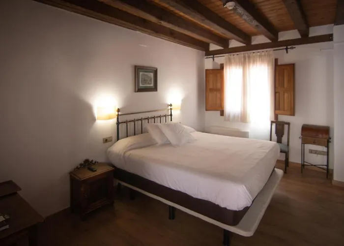 Hospedium Rural Abadia De Yuste 5*
