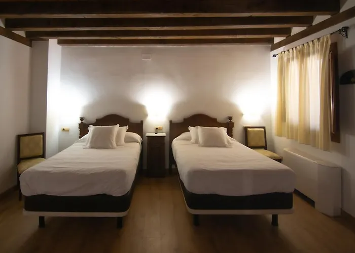 Hospedium Rural Abadia De Yuste Hotel 5*