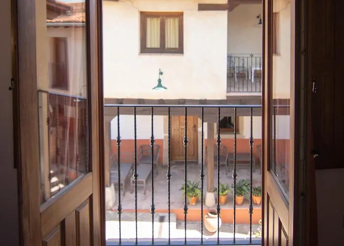 Hotel Hospedium Rural Abadia De Yuste 5*