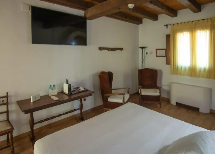 Hospedium Rural Abadía De Yuste 5*