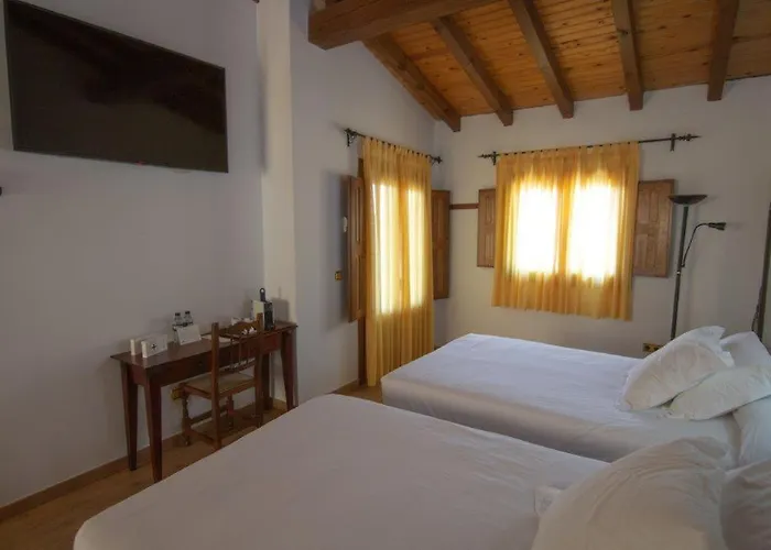 Hospedium Rural Abadía De Yuste 5*