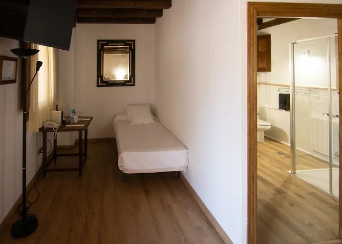 Hospedium Rural Abadia De Yuste 5*