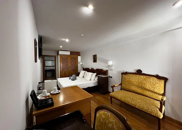 Hospedium Rural Abadia De Yuste Отель 5*