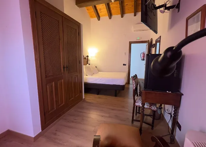 Hospedium Rural Abadia De Yuste Куакос-де-Юсте